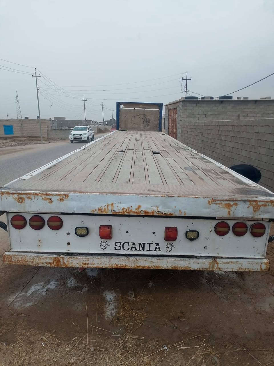 السلام عليكم عربانة للبيع جاهزة كهربائيات من كلشي العنوان البصرة الدير السعر 47وبيها مجال اتصال ع هاذ ارقم***********
