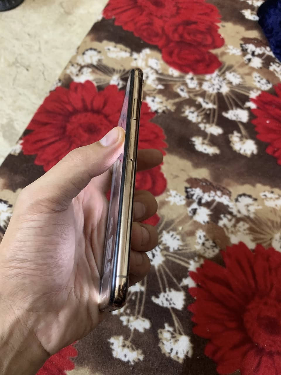 سلام عليكم ايفون اكس ماكس ذكره 64 دبل شريحه ظهره مفطر مبدل شاشه وبطاريه أصليات فيس ليدي ساعه يشتغل وساعه لا 120 وبي مجال بسيط مكاني بغداد الدوره ***********
