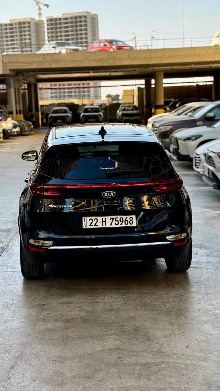 � للبيع كيا سبورتج 2022 وارد أمريكي – لون أسود
🔹 الموديل: 2022

🔹 النوع: Kia Sportage

🔹 اللون: أسود ملكي

🔹 العداد: 29 ألف كيلو 

🔹 المواصفات: عادية (ستاندر)

🔹 الوارد: أمريكي

🔹 رادار

🔹 تحكم ستيرن

🔹 شاشة كبيرة

🔹 نظام التوقف الذاتي

📌 السيارة حادثها جاملغ  وبنيد جهة اليمين (تم التصليح)

📌 بدون فتح ايرباك

📌 السيارة نظيفة جداً من الداخل والخارج

  السعر ؛💰 25,000,000 دينار

للاستفسار الاتصال على رقم الهاتف  ***********
