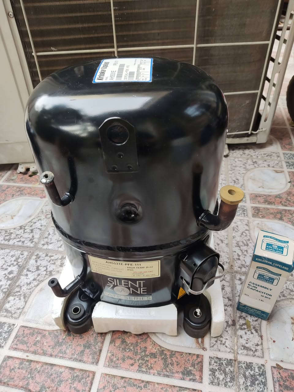 السلام عليكم كمبريسر Copeland امريكي طنين للبيع غاز22 جديد بالكارتون ملف نحاس%100 عالفحص كامل هوة والمكثف مالتة المكان بغداد السعر 225


**إذا كنت صاحب هذا الإعلان وتريد حذفه لأي سبب، رجاءا أرسل رسالة إلى الدعم الفني**