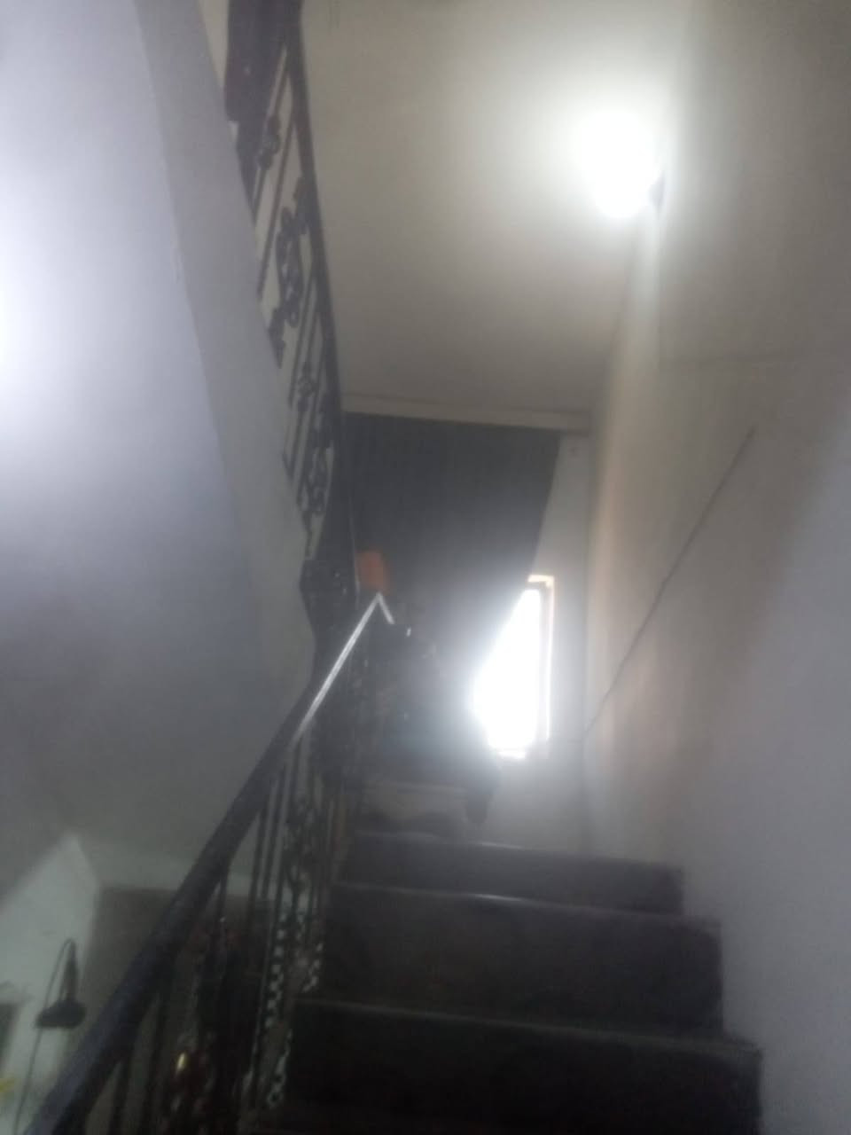 بيت للبيع طابو صرف في محاويل شارع العريض حي السراه 

المساحه 175طابقين  مبيوع عل مبادرة وهسه صاحبه يريد يبع المقدمة 33مليون وبقي الشهر 480الف السعر الكلي 110مليون المقدمة 33مليون وبقي الشهر 480الف لمصراف 

***********//أبو علوش ☎️☎️👉
