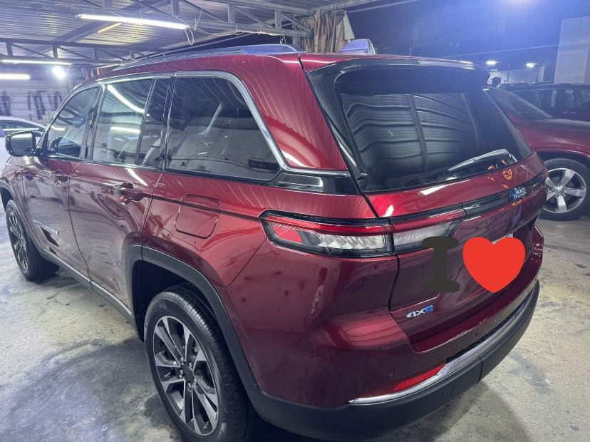 جيب موديل هايبرد موديل ٢٤ فووول مواصفات ٣ شاشات بانوراما جلد كشنات تدفئه السياره مواصفات فووول مغلفه بيبي أف بالكامل السياره ماشيه ٥٢ الف مايل وهي جايه من امريكا ماشيه ٤٩ الف مايل والسياره استعملتها ب اربيل وحاليا السياره في اربيل السياره حادثها ربع دعاميه اماميه فقط تعتبر كلين وصور الحادث بالمنشور مبدل ويالتها والسياره مابيها مصرف دينار واحد والسعر هو ٣٣٠٠٠$ للاستفسار ***********
