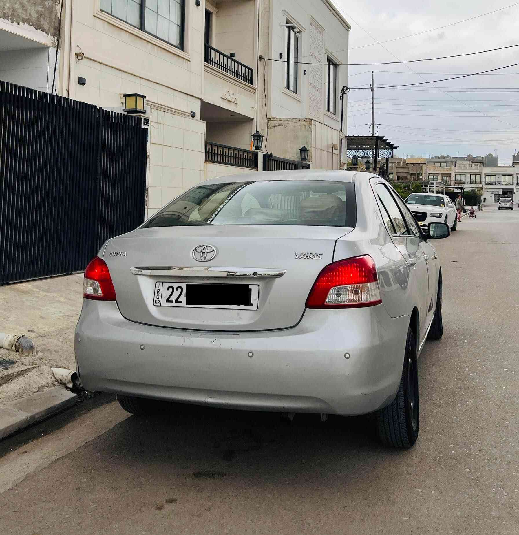 تويتا يارس 2008،گيرو مه كينه به شه رته  
دوو پار چه ي هه يه بي ژوري  ،پيشو پشتي كه پسه ،
ره قه م و سه نه وي نويه هه تا وه كو 2028
بؤ زانياري زياتر په يوه ندي به و ژماره موبايل بكه  
((***********))
كؤره م ،وا تسئاپ ، ڤايبه ر أربيل, العراق
