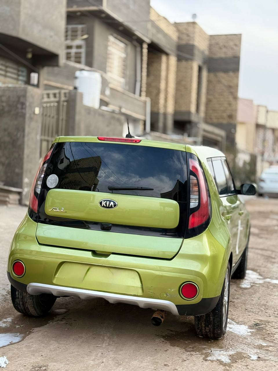 السلام عليكم كيا صول موديل 2018 وارد أمريكي حادثها جاملغ امامي بدون دواخل صورة الحادث بالمنشور محرك 2000 مامفتوح رقم شمالي سياره جاهزه مابيها اي نقص
***********
