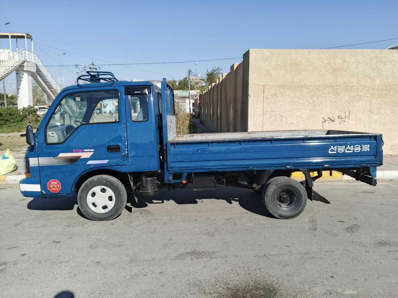 السلام عليكم معروضه للبيع سعر 63 بها مجال شيء بسيط ***********
