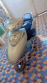 دراجة سبيسي • المحرك ما مفتوح • عليها مجال