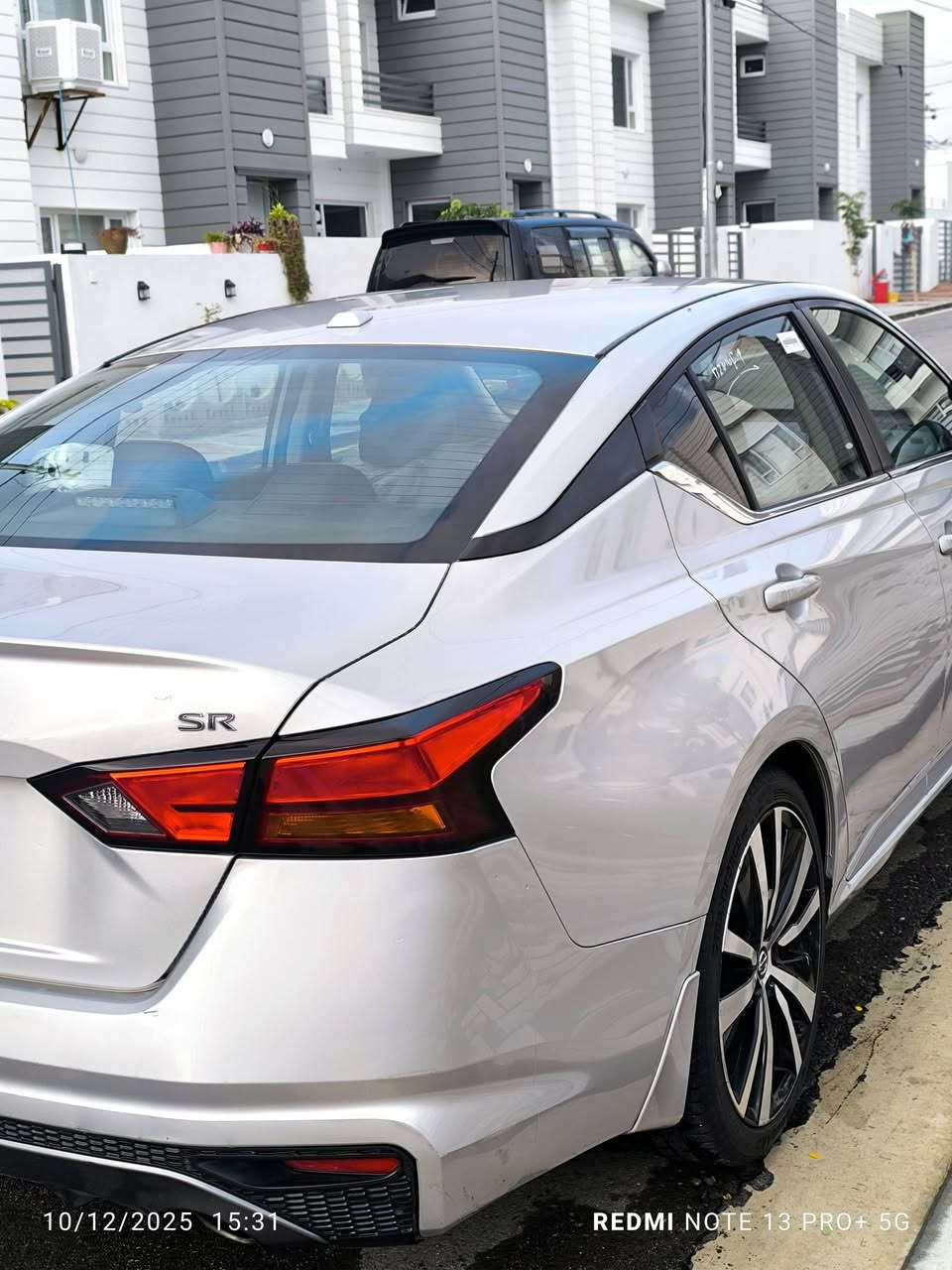 نيسان التيما 2019 فئة SR .
محرك 4 سلندر  2500  

الگير اوتوماتيك

اطارات قياس 19

حساس امامي مع نظام تنبيه الاصطدام .

حساس خلفي مع نظام مراقبة حركة المرور .

حساسات نقط عمياء 

كشن جلد 

شاشة وسطية

شاشة اعطال 

تحكم ستيرن الجهتين 

شفتات ستيرن 

بصمة دخول 

بصمة تشغيل 

تشغيل عن بعد 

اشارة ترحيب 

بصمة صندوق 

لايت ليد

لايت اوتو 

لون سلفر 

صيانة دهن الگير والمحرك مع الفلاتر جديد .

محرك والگير بحاله جيدة . على الفحص .

السونار و صور الحادث مرفق مع الصور .

هذا الرقم  يتبدل برقم اخر جديد 
السعر 138 $

سنوية السيارة نافذة لغاية 2026/2

العنوان كلار 

الاتصال على واتساب ***********
