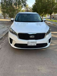 سورنتو مديل 2019 🚗 للبيـــع:   بحالة ممتازة 🚗 المواصفات الفنية والأداء...