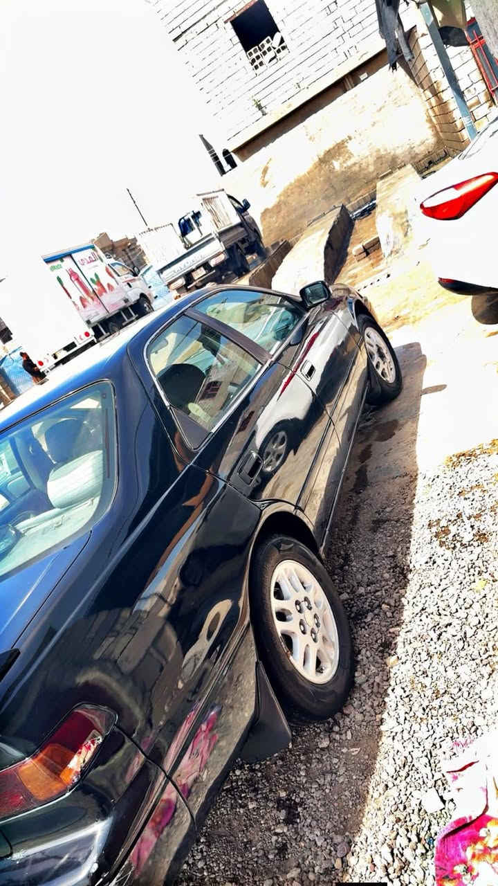 السلام عليكم كامري موديل 2001بسمي كير او محرك مكفولات تبريد ايعوزه بس غاز مفحوص كامل السياره صبغ عام بدون حادث  كهربائيات شرط كلهه شغاله  السعر 75او بيهه مجال *********** المكان سامراء

