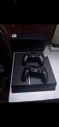 بلايستيشن4 مهكر • ذراعين • حي العامل