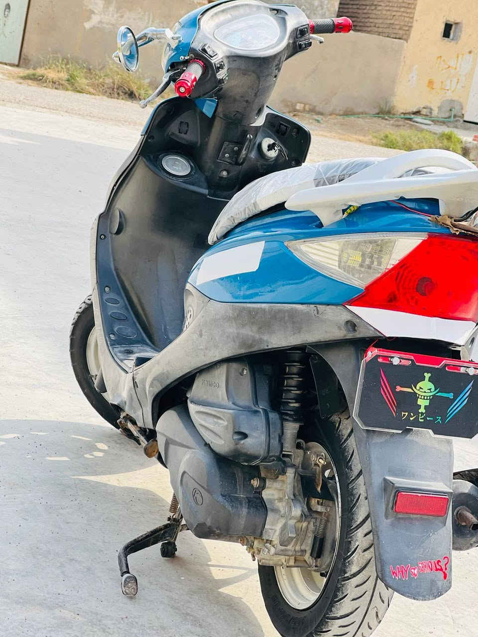 السلام عليكم عيوني دراجه كامكو للبيع موديل 14 السعر 750 وبيه مجال قليل ***********
