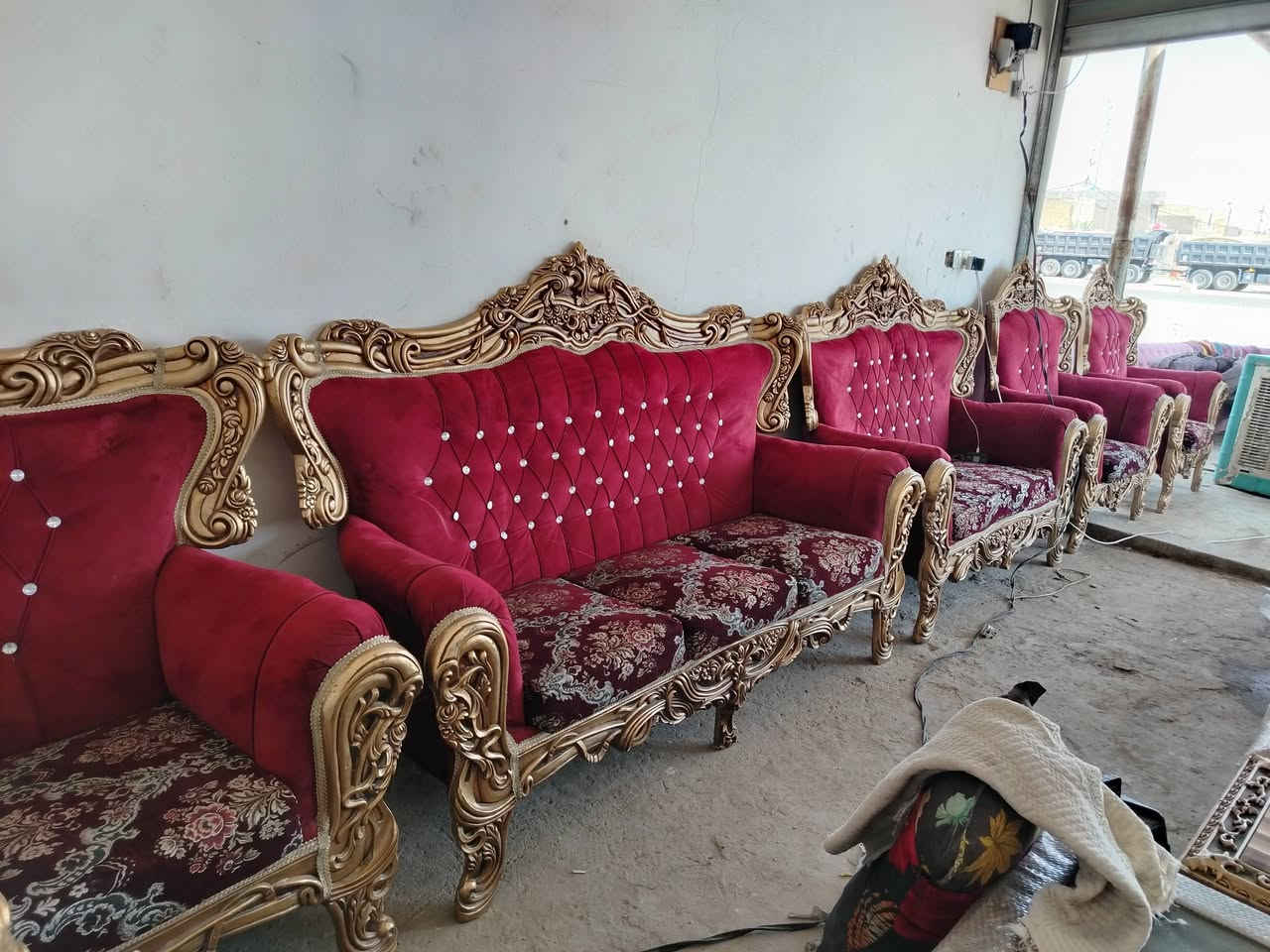 أرخص الأسعار *********** العنوان بدايت صعدت جسر الأخضر الي يطلع ع مجمع طالقاني ع ايدك اليمنه مجاور معمل ثلج نعمانيه.
