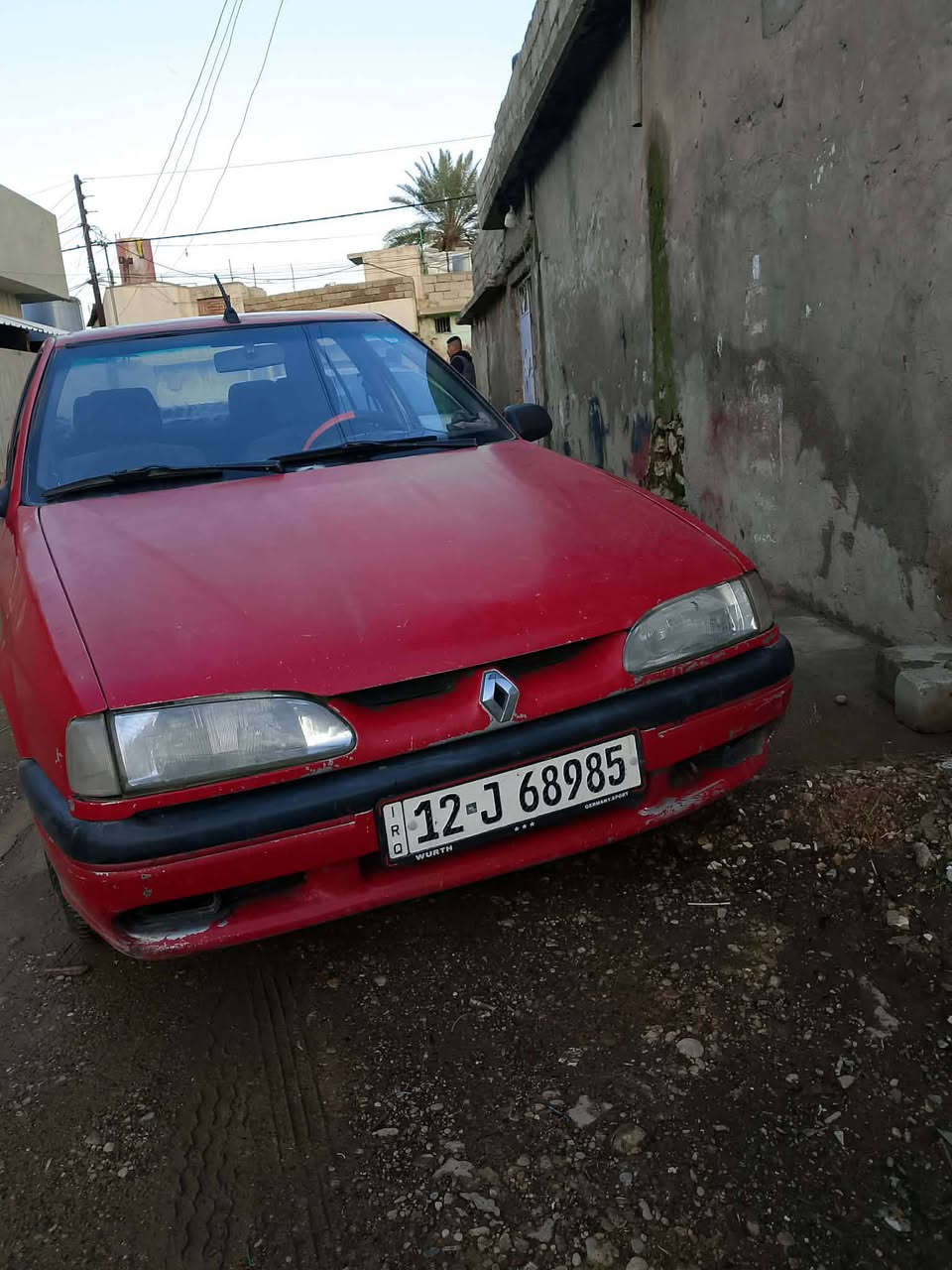 للبيع او مرواسه 
رينو حجم 19 رقم هزء جديد اني الشرعي موديل 92 كهربائية شغاله محرك وكير شرط سنويه لي 2030 السعر 23بيها مجال للتواصل اتصل مكلف بالنشر ***********5 بي وتساب
