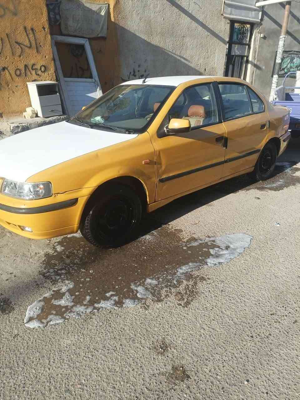 السلام عليكم سمند مديل 2011 سياره حلوه ومكفوله من الضربه والصبغ مكينه وكير كفاله الصوليات  كلهاا كفاله مكان السياره البصره الحيانيه سعر السياره 27 مكلف بالنشر وهذا رقم راعي السياره والتفاصيل يمه ***********
