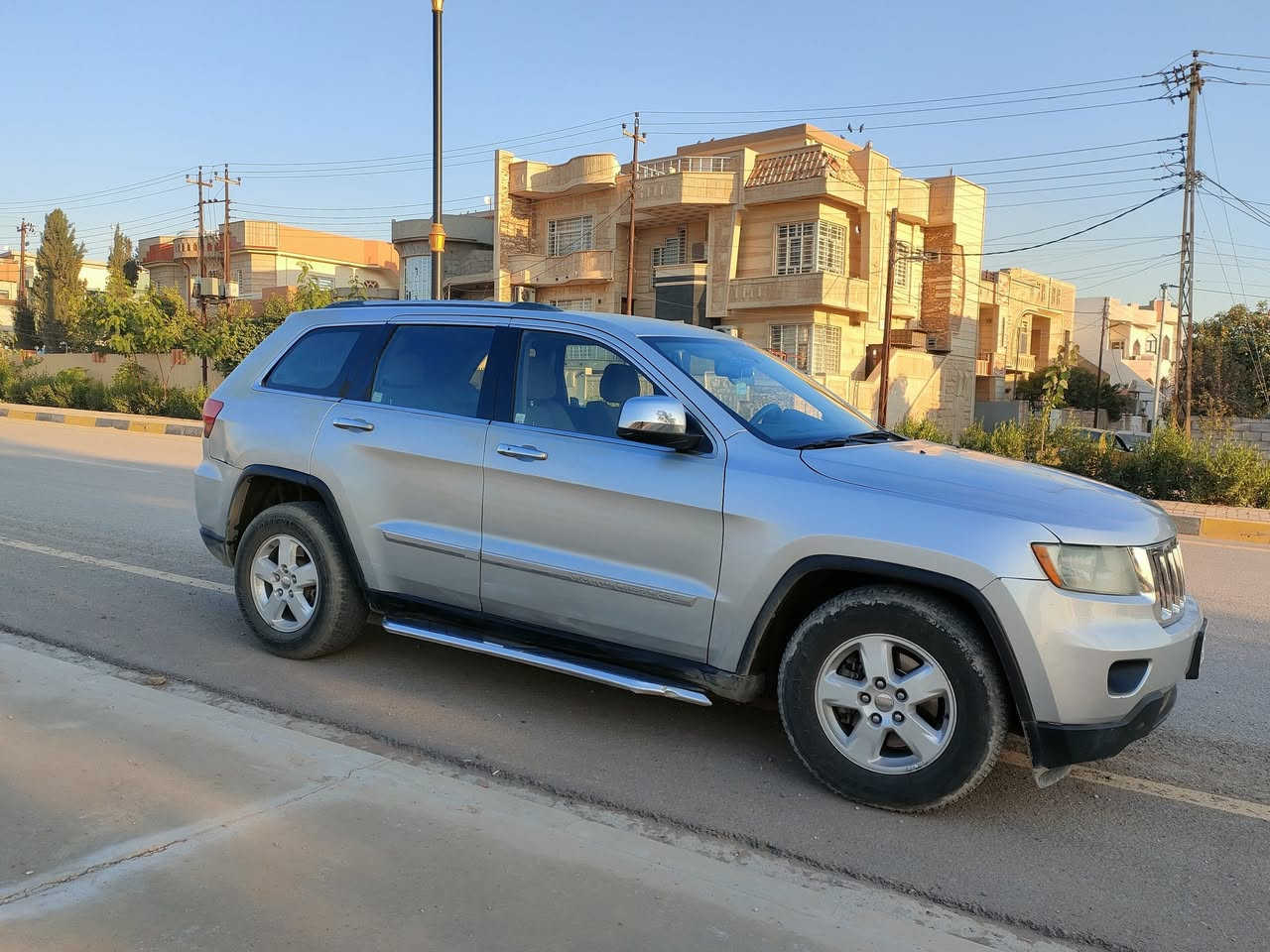 السلام عليكم و رحمه الله و بركاته

جيب شيروكي موديل 2011 فول عدا الفتحه مالسقف

6 سلندر حجم المحرك 3600 
+ بيها كوبون بانزين و السيارة باسمي رقمها نينوى  

السيارة مصبوغه قطع بس ابيعها حزام بدون دواخل
 
سعرها 145$

مكاني موصل حي الحدباء

للتواصل 👇
***********

***********
