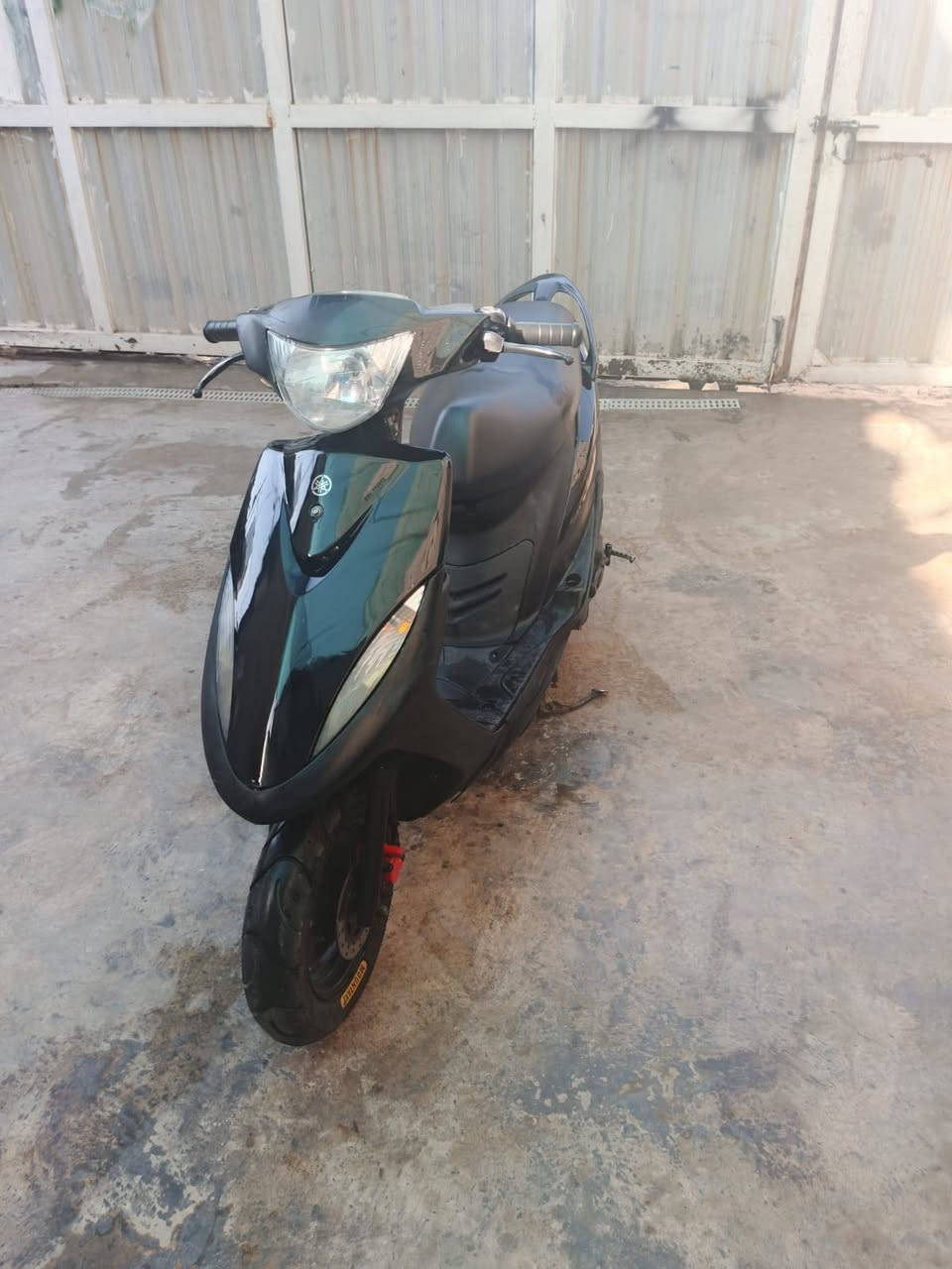 سلام عليكم ماكس عدله للبيع 
هندر ه سلف نكره دراجه نضيفه شوفت عينك 
كهربيت شغله
1_سلف
2_هورن
3_صطاب اليت
4_سكن + دشبول 
كله شغال
بوشه وسلف بلاد 49
مكينه مفتوحه مجفته
تايرت جلاتين بريك خلفي امامي
كفرات تايون مختمات؟ 
السعر425بيه مجال بصيط الشراي
مكاني بغداد الشعب الجزائر هذا رقمي ***********
