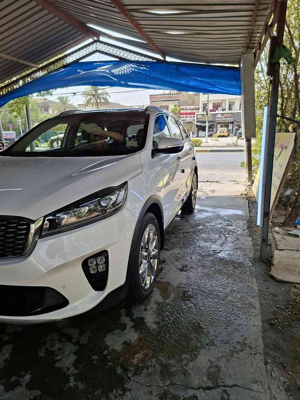 السلام عليكم سورنتو موديل ١٨ ماشي ١٠٨ الف سيارة جديدة كلش سبير منازل العنوان بغداد البياع سعر ٢٦٠ وبيها مجال قليل كلش ***********
