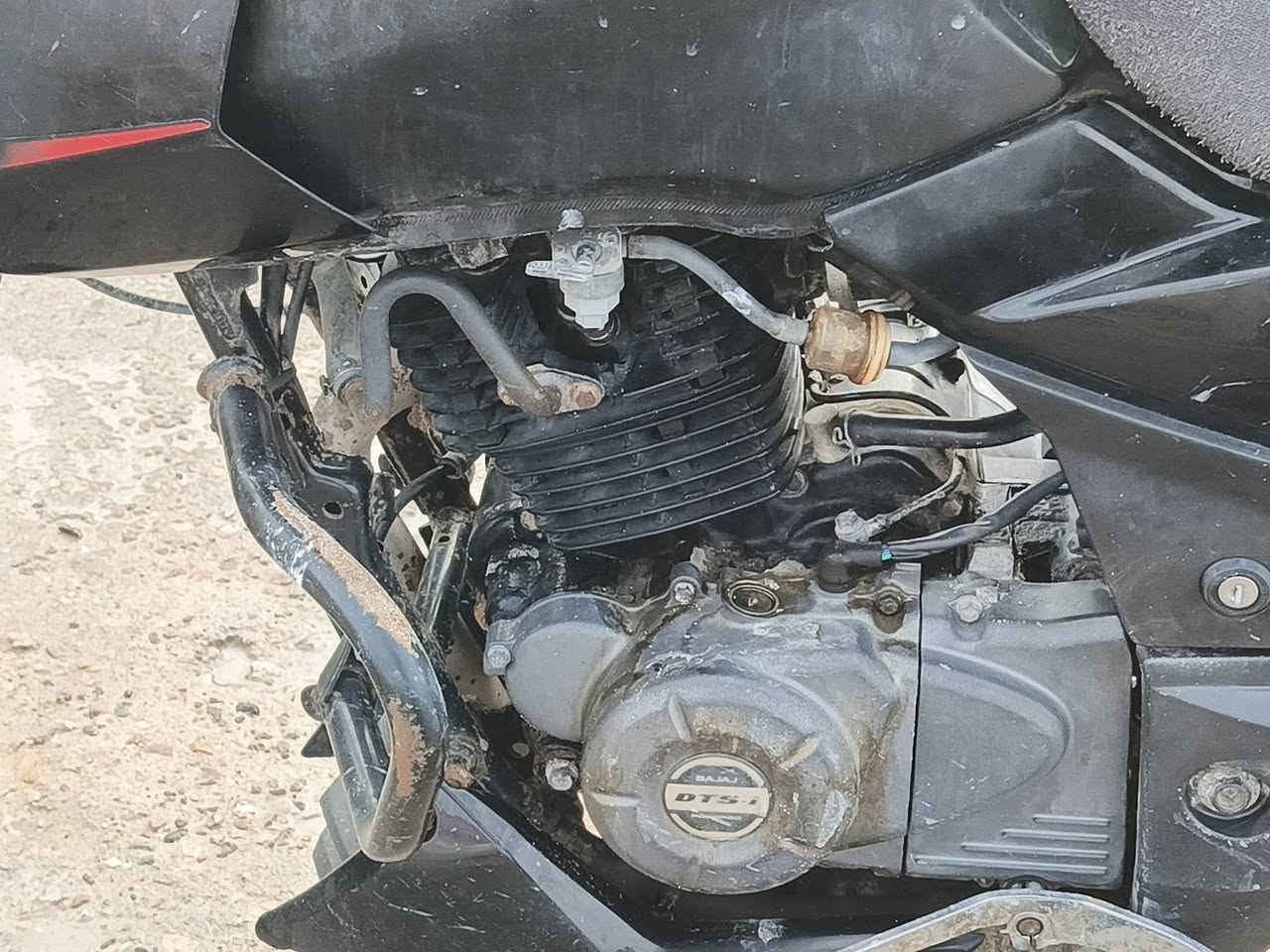 سلام عليكم
دراجه بوليسر هندي اوراق موديل ٢٠٢١ جاهزه ما بيها اي شي فقط العينه بالمطر ما اشتغلة عداد السرعه 
اي استفسار ***********
