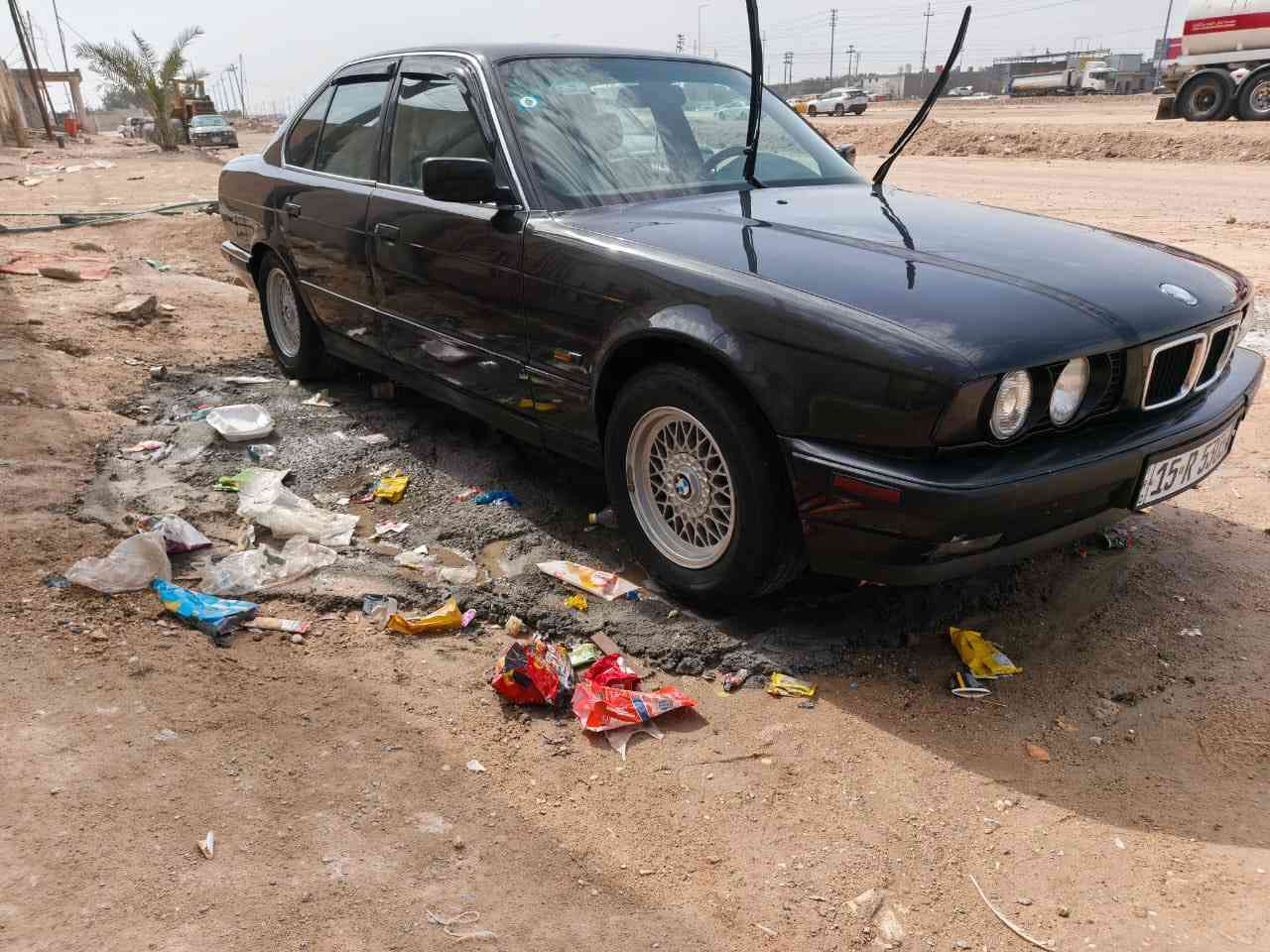 سلام عليكم 
للبيع بي ام 530 مسكر 8سلندر
مكينة وكير كفالة عامة 
تبريد ثلج وتدفئة
داخل جلد عسلي 
مكفولة من الضربة والعيب الشرعي فقط صباغ عام للجمالية
رقم الانبار دولي سنوية لل2030 
السعر 70وبيهة مجال 
مكان السيارة البصرة قضاء الزبير
الاتصال
***********
