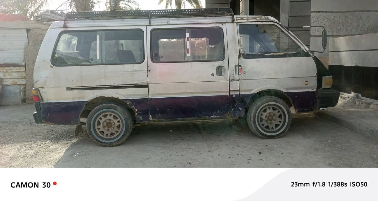 سياره 95 للثانويه نافذه صار لها شهرين السعر 27 وبيها مجال العنوان ديالى بلدروز مكينه وقير خير م الل***********٣
