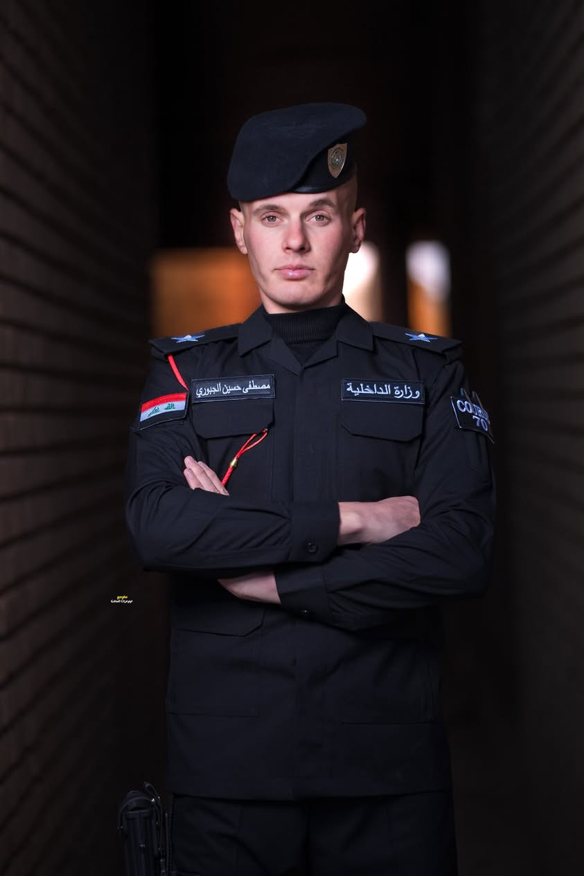 الف مبارك للاخ (مصطفى حسين خلف) تخرجه من كلية الشرطة
كلية الشرطة مصنع الابطال حماة الامن والقانون 
ستوديو فوتوغراف المدائن 
العنوان:المدائن سلمان باك - مقابل شارع الاذاعه
0781399629
***********
