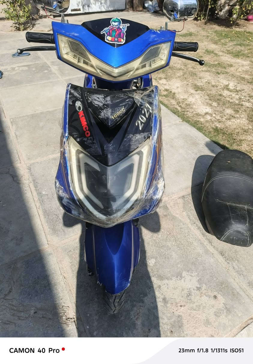 السلام عليكم دراجة للبيع موديل 25 ناعمة امتياز اوراق استنساخ 4 كير اراوس بسيفان 5 كير او اي موديل محرك 125 مامفتوح. مكان النجف. ***********.📞
