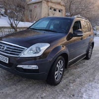 Ssangyong REXTON بۆفرۆشن گێر و مەکینەی نەکراوەتەوە شەریکە مارسیدس V6 4...