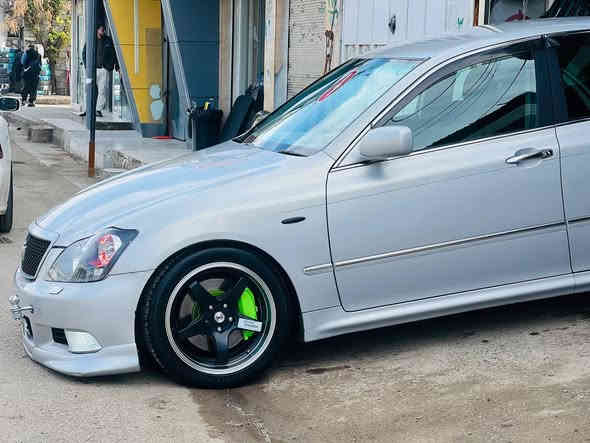 .
بەناوی خوای گەورە
شاهینەی موس 2007
184
سئ دگمەی مواسەفات ئەحتیادی
ناو ڕەشی فۆرمیگا سور
بئ بۆیاخە
بئ دووکەڵ
تایەو ویلی لۆکە
ویلی ئیم
تەقە و ڕەقەی نیە
سەیارەی جوان و ڕێک و پێکە
نرخی 65 گەڵا مەجالێکی برایانە
شوێن سەید سادق
***********
***********
