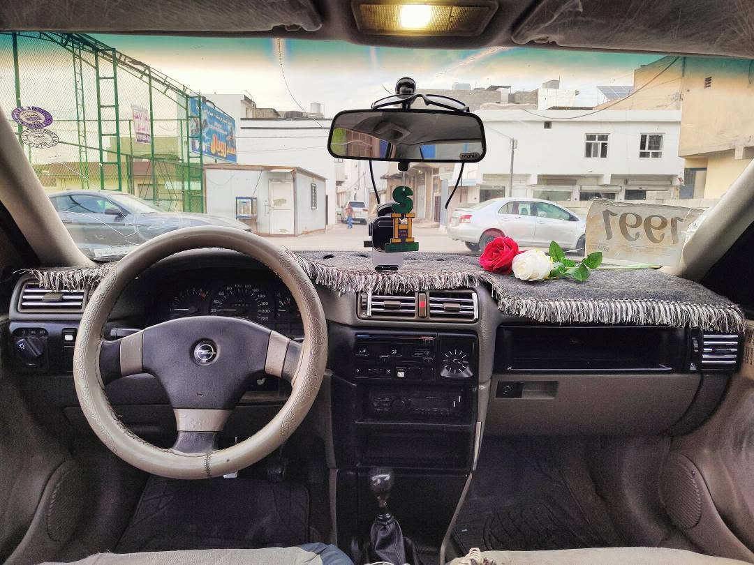 سياره اوبل فكترا موديل1991 محرك 18 گير و محرك وكهربائيات بشرط وشرط تحويل بطاقة بنزين موجود سعر 42 و بي مجال رقم موبايل *********** كركوك, العراق
