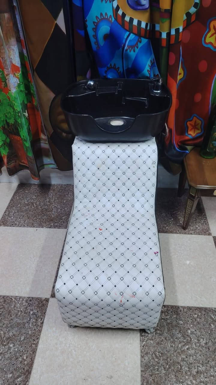 أغراض صالون للبيع للاستفسار
***********
