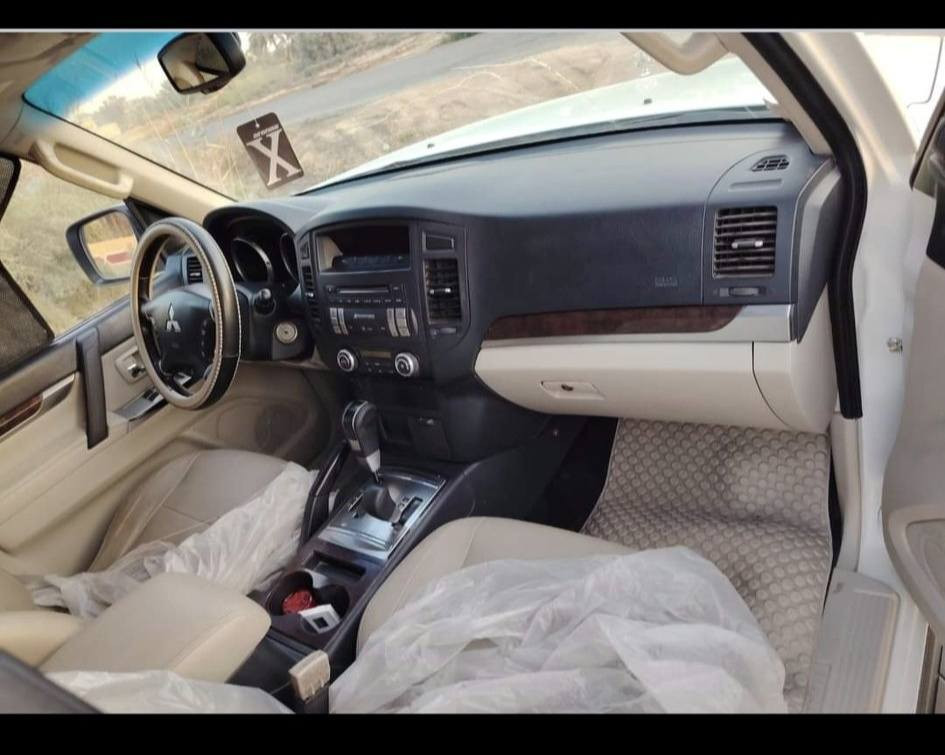 باجيرو حبتور موديل ٢٠١٤
كفاله عامه عدا قطعتين كلير
رقم بصره مشروع وطني 
فول مواصفات واحد ع واحد 
محرك بلادي شرط الفحص 
جاهزه محرك كير حدايه تخم تاير 
عنوان بابل للإستفسار *********** سعر 149
