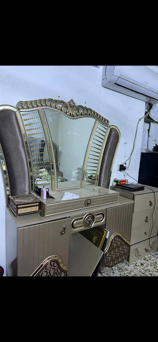 غرفه تركيه ٩ قطع كلش حلوه ونضيفه بلحقيقه احله من الصور السعر ٦٥٠ مكاني بغداد الدوره يوجد توصيل بكروه


**إذا كنت صاحب هذا الإعلان وتريد حذفه لأي سبب، رجاءا أرسل رسالة إلى الدعم الفني**