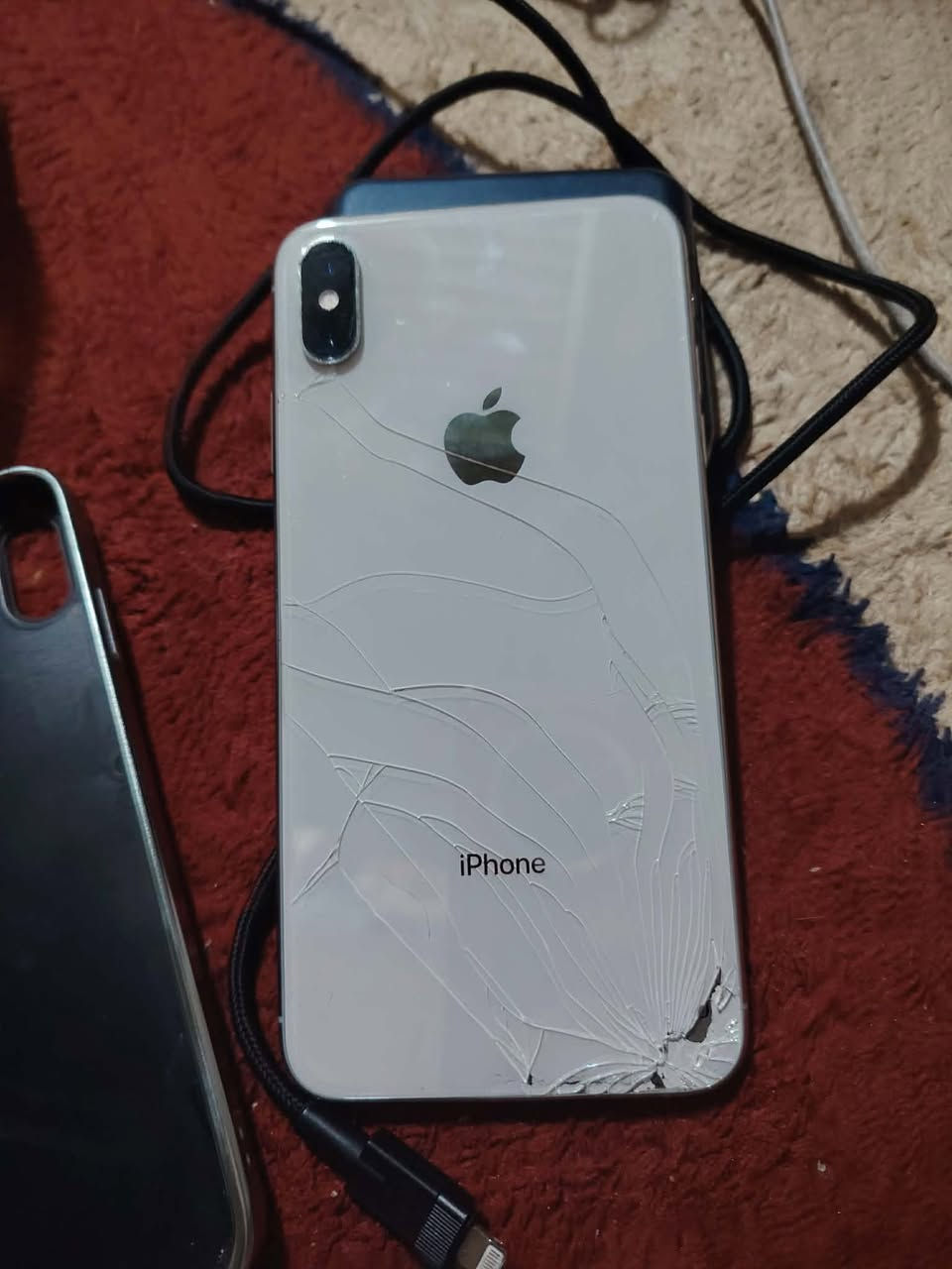 السلام عليكم آيفون إكس ماكس ذاكرة 256مبدل بطارية مراوس أو بيع فيس ايدي شغال بس بي خلل مرات ميشحن بس مايثر جاي استخدمه مايصرف شحن ابد الظهر مفطور السعر 175الف وبي مجال راسلني على الماسنجر


**إذا كنت صاحب هذا الإعلان وتريد حذفه لأي سبب، رجاءا أرسل رسالة إلى الدعم الفني**