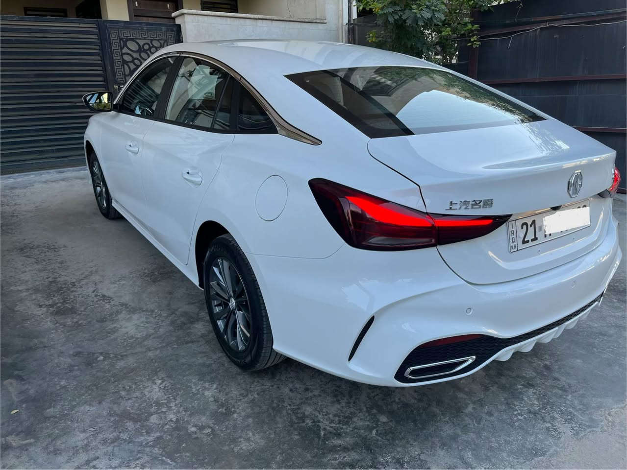 السلام عليكم 
للبيع 
MG gt
فول مواصفات ماشيه ٩٠٠ كيلو 
بغداد شارع فلسطين 
*********** بغداد, العراق
