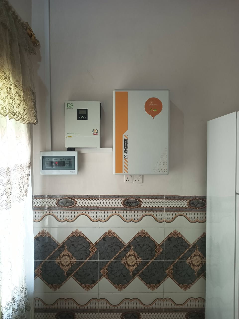 من عروض شركة الحجاب للطاقة الشمسية

تم تنصيبها للعم (احسان حسين صالح)
في الجغايفة 📌 

    ⚡بقدرة ⚡

10-امبير نهاري ☀️
8_ امبير ليلي 🌙

اغتنم الفرصة واستفاد من عرضنا المميز

🔋 بطارية ليثيوم 8 كيلو
▪️ عمر افتراضي طويل وأداء ثابت
▪️ أمان عالي وكفاءة ممتازة #ضمان 5 سنة
------------------------------------------------------
⚡ انفيرتر  6.2 كيلو من شركة ES
▪️ #ضمان 1 سنة 
▪️ أداء قوي وتحمل عالي للأحمال 
-------------------------------------------------------
☀️ 5 ألواح شمسية LONGi 615 
▪️ كفاءة عالية في توليد الطاقة
▪️ أداء ممتاز في الأجواء الحارة
▪️ جودة عالمية #ضمان 15 سنة
--------------------------------------------------------
🎁 العرض لفترة محدودة خلال شهر رمضان
📞 للاستفسار والحجز:
***********

شركة الحجاب للطاقة الشمسية
ثقة • جودة • ضمان
