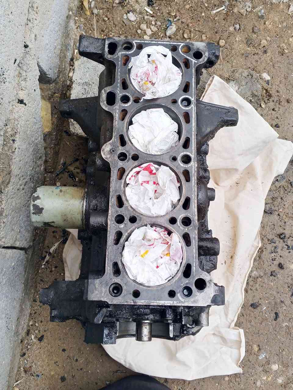 نص مكينه مال طيبه بدون كاور اصليه شركه عوزها تجفيت رنگات ما مجفته قبل سعر 200 وبيها مجال ناصريه بلصخيين خلف جسر الحولي ***********
