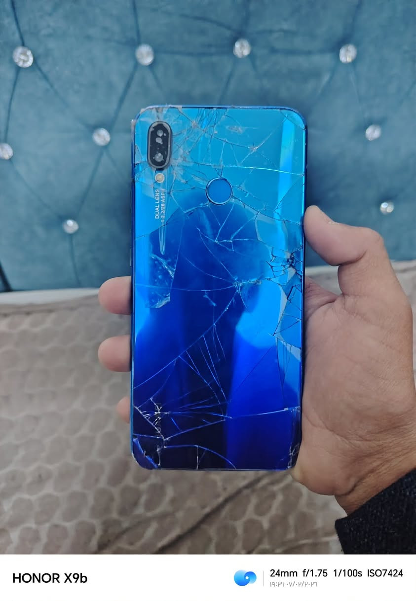 السلام عليكم جهاز نوف 3 ذاكره 128 الرام 6 صوت عاطل 
موصل حي القاهره السعر 30 بمجال وتعال خاص وراسلني 
***********هذا رقمي
