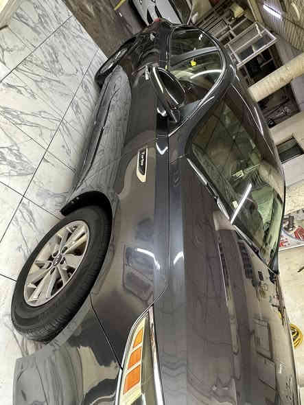 سلام عليكم 
ابتمه  مديل 17 
فول مواصفات عد الفتحه 
بصمه. 
كشنات. جلد. 
هيتر كشنات. وكهرباء 
حساس امامي وخلفي. 
شاشه جبيره. 
مري شفط.  وناره ترحيب. 
بك لاين لد 
هواي مواصفات. بيهه. 
حادث قطعتين. بدون دواخل 
سياره ماشيه. 54 الف 
جديده وبلعافيه ع ياخذهه 

حداديه. وكير ومحرك. جدد 
جاهز. سياره. 
سعر 130 وبيهه. مجال 
لاستفسار ***********
