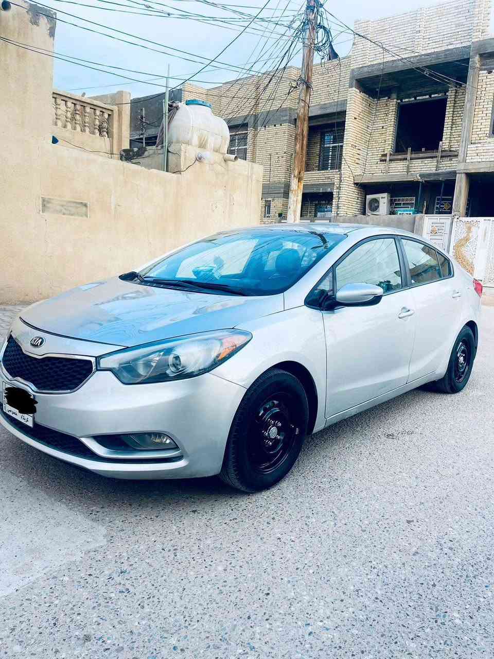 لبيع كيه فورتي موديل 15
حادث بنيد وجاملغ 
محرك 2000 دوش مواصفات تحكم سترين حساس 
خلفي شاشه  اشاير بل مري السيارة نظيفة 
وجاهزه رقم كربلاء 
مكانه كربلاء 
السعر 108 
***********
