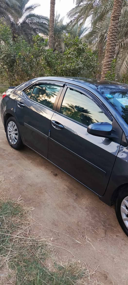 السلام عليكم كورلا مديل 2015 
الساره فول مواصفات عدا البصمه 
نضام يكو 
مانع انزلاق
تحكم جهتين 
فتحه 
مكينه 1800
كامرا 
شاشه ابلاد 
حداديه جديدة 
تخم تاير جديد 
رقم بغداد سنويه ورقم جدد بأسمي 
السياره بيها 3 قطع صبغ بدون دواخل 
وارد امريكي 
كير ومكينه مكفولات 
مكان السياره كربلاء
الشراي يتصل وبي خير ويدلل
*********** كربلاء, العراق
