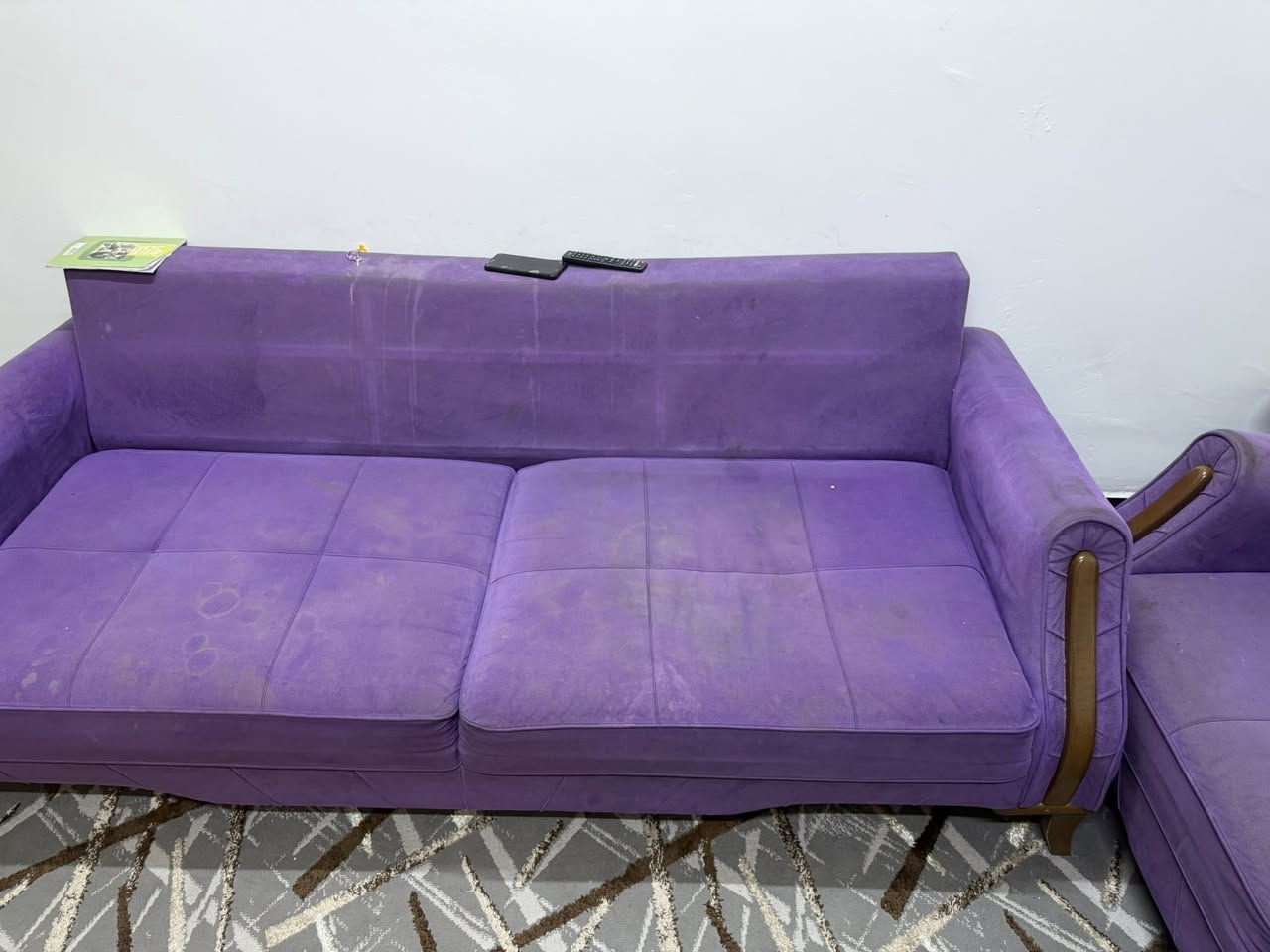 السلا عليكم عندي تخم سبع مقاعد مكان الطي يرادلة بس غسل اي عيب مابي العر  85


**إذا كنت صاحب هذا الإعلان وتريد حذفه لأي سبب، رجاءا أرسل رسالة إلى الدعم الفني**