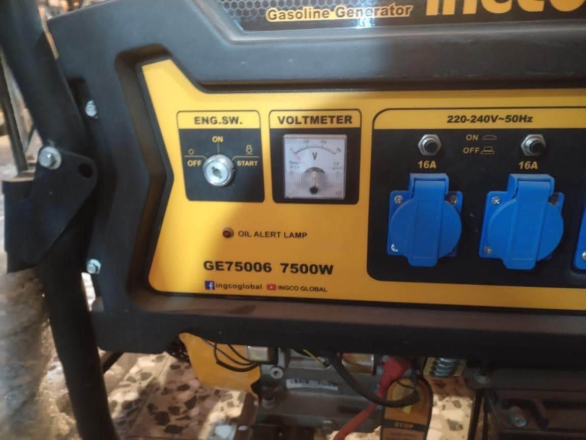 مولد للبيع بانزين....
زيرو جديده غير مستخدمه فقط مشتغله للفحص
نوعيه انجيكو
8 KV
يعني ٣٢ أمبير 
سلف + سحب
مكاني بغداد الدوره ***********
السعر ٨٥٠ الف دينار
