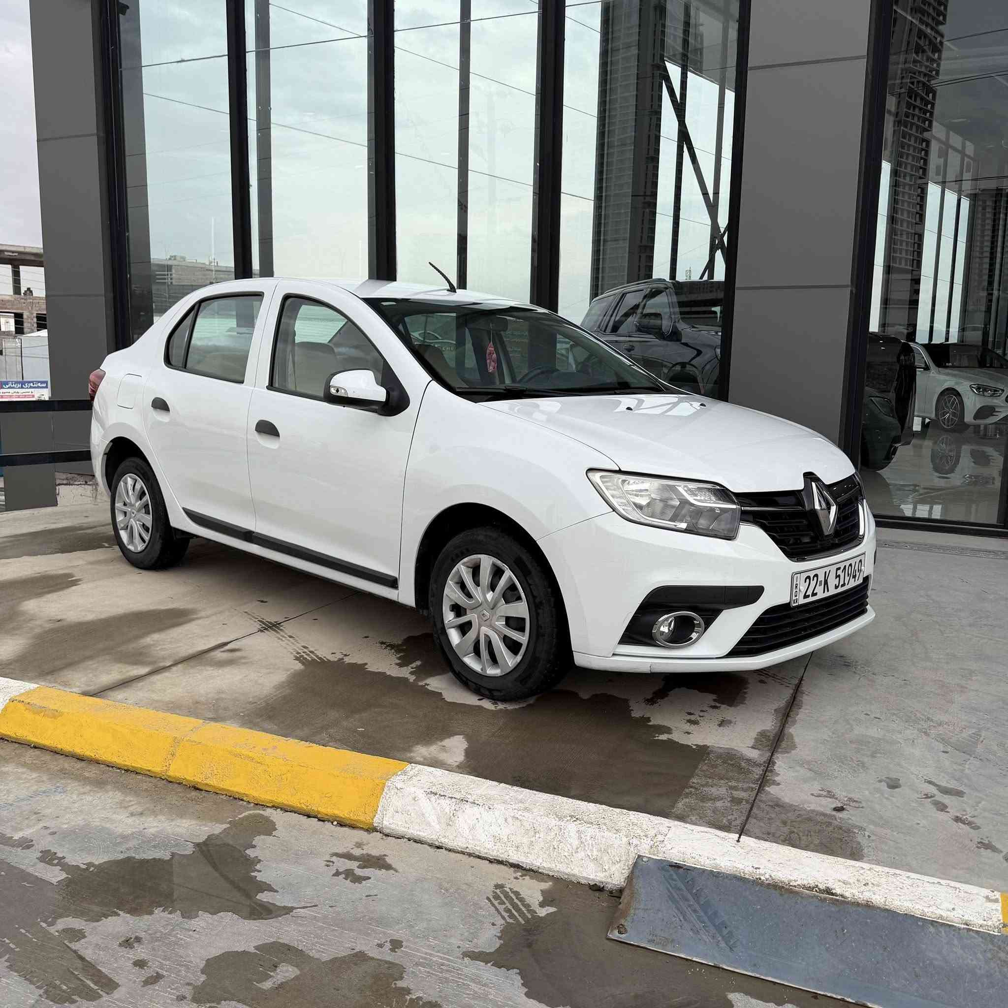 Renault Symbol
مودیل : ٢٠١٩ 
عدد الأميال : ١٠١،٠٠٠ كم
ضرر : بدون صبغ ، بدون بارد ، فقط رصعات
اللون : ابیض 
رقم اربيل - رقم جديد و سنوية من ٢٠٢٥ نافذة - زوج تایرات امامیة و باتري و دهن المحرك مبدل جديد

سعر : ٨٥ و مجال بسیط
رقم الهاتف : *********** 

---------------

Renault Symbol
مۆدێل : ٢٠١٩
ماوەی ڕۆیشتن : ١٠١،٠٠٠ كم
بۆیاغ : بێ بۆیاغ ، بێ سارد ، تەنها چاڵی هەیە
ڕەنگ : سپی
ڕەقەم هەولێر - ڕەقەم تازە و سەنەوی لە ٢٠٢٥ بەسەرچووە - جوتێک تایەی پێشەوە و پاتری و ڕۆنی مەکینە تازە گۆڕاوە 

نرخ : ٨٥ و مەجالێکی کەم
ژمارە مۆبایل : ***********
