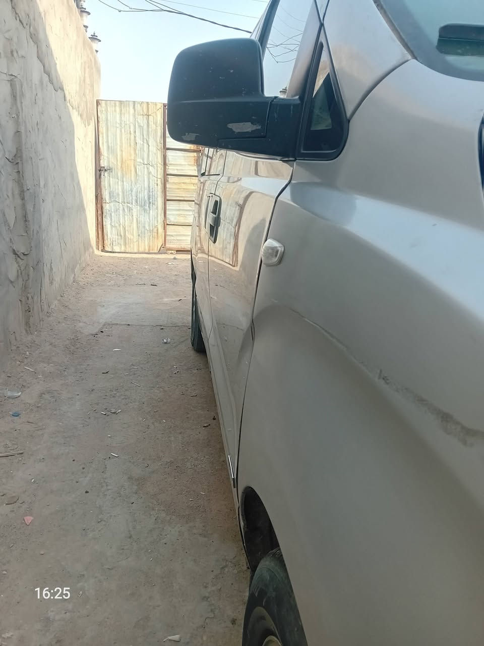 سلام عليكم سياره البيع ستاركس مسكر بيعلك كوم حديد سياره بيه ضربه بل صفحه سياره مديل 10وكفلك بس صولات وسعر 80وبيه مجال المان السياره البصره سياره بسمي تحوليل ثاني يوم الرقم ***********خويه المو شراي لا خابر
