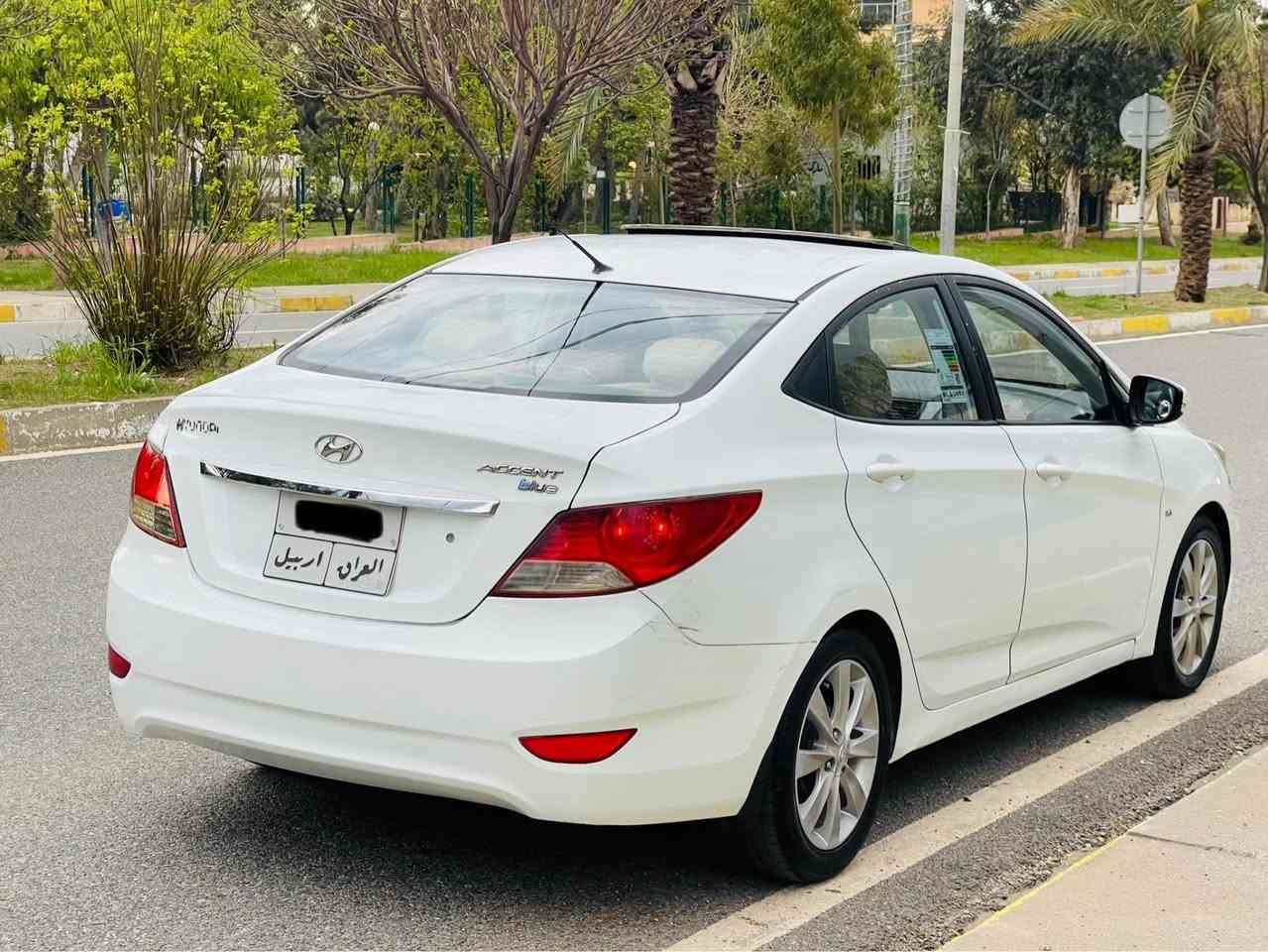 هۆندای ئەکسێنت مۆدیل2011 فول مواسەفات سڵایت تۆماتیک+عادی ناو زەرد سوکان ڤۆلیوم ئیکۆ چوار جام کارەبای ویل کەپ  گێڕو مەکینەو تەبریت بەشەرت سەیارەکە توندو تۆڵەو بێ مسرەفە بۆیاخ پێنج پارچەو سەقفی بۆیاخە بەڵام پشت و پیش کەپس سەیارەکە ناوی جوانە هەیکەلی ڕێکە  نرخی71کەمیک مجال شوین کۆیە
ژم***********وەتساپ و ڤایبەری لەسەرە كويسينجاك, أربيل
