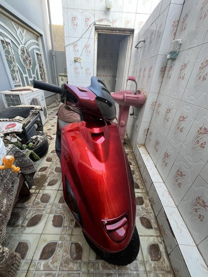 السلام عليكم دراجه فراشه فحل مستعجل على البيع مكاني ديوانية مركز نقصها باتري السعر٣٠٠وبيها مجال حك الجيه رقمي *********** راسلني واتساب او تخابرني
