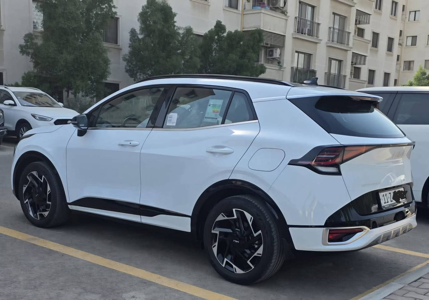 كيا سبورتج جيتي لاين خليجي موديل ٢٠٢٥ماشية ١٧٠٠٠ رقم بغداد نكليزي كفالة عامل كامل مواصفات  معروفة مواصفات العنوان الزعفرانية السعر ٢٦٠ وبيها مجال ***********
