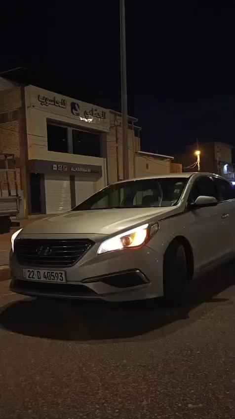 سلام عليكم
سوناتا 2017 وار امريكي 
رقم اربيل بسم كردي 
السياره جاهزه من كلشي برغي ماعايزه 
 مامفتوحه و كير مكفول 
السياره كله ليبر واحد بدون تبديل 
 حداديه جديده وره وكدام 
تخم تاير ياباني جديد قبل يومين من شديته 
السياره ماشيه ٩٠ميل 
زبعد موصفاته السوناته معروفه 
دواخل لونين 
السياره نضيفه كلش وما متعوبه وماملعوب بيه ابد السعر 118 وبيه مجال 
مكاني النجف كوفه حي ميسان 
*********** واتساب
غير متواجد ع النت
