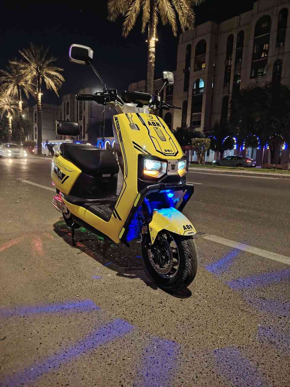 *********** مكاني بغداد دراجه نظيفه جديده السعر 700 وبيها مجال واللي يحب هذا رقم  واللي يحب هذا رقم يتصل عليه بها مجال
