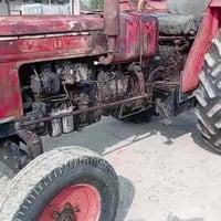 للبيع عنتر سعر 2500  وبيها مجال رقم الهاتف 07505196114